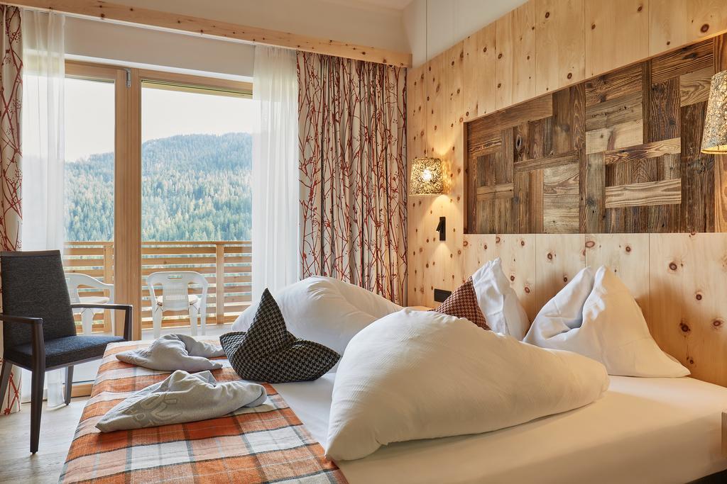 Mountain Hotel Mezdi Colfosco Kültér fotó