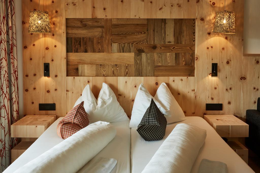 Mountain Hotel Mezdi Colfosco Kültér fotó
