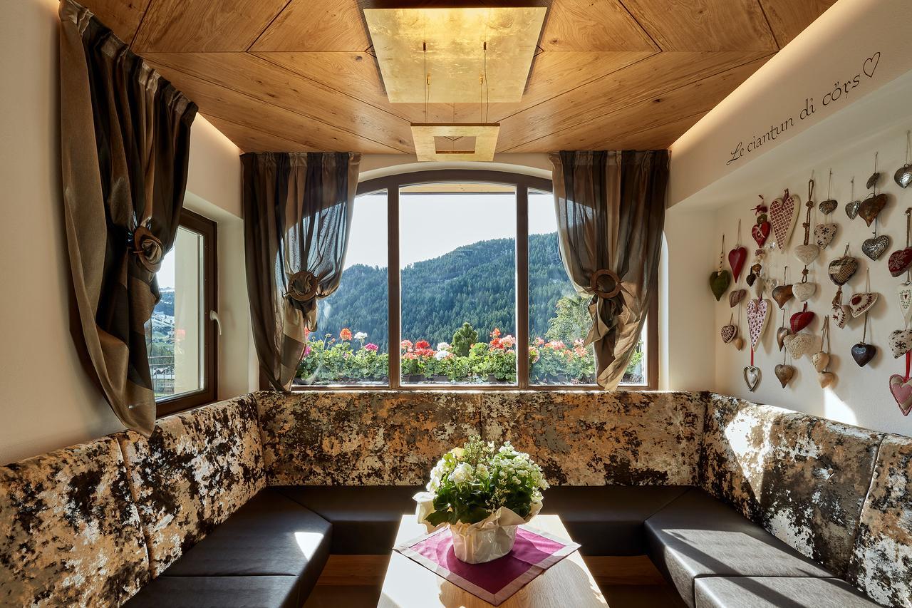 Mountain Hotel Mezdi Colfosco Kültér fotó